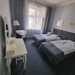 阿帕特门特朵酒店 公寓